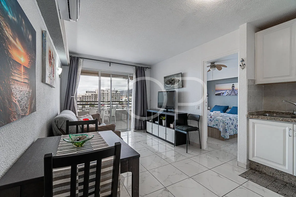 Nice apartment with large terrace and sea view in San Eugenio Bajo