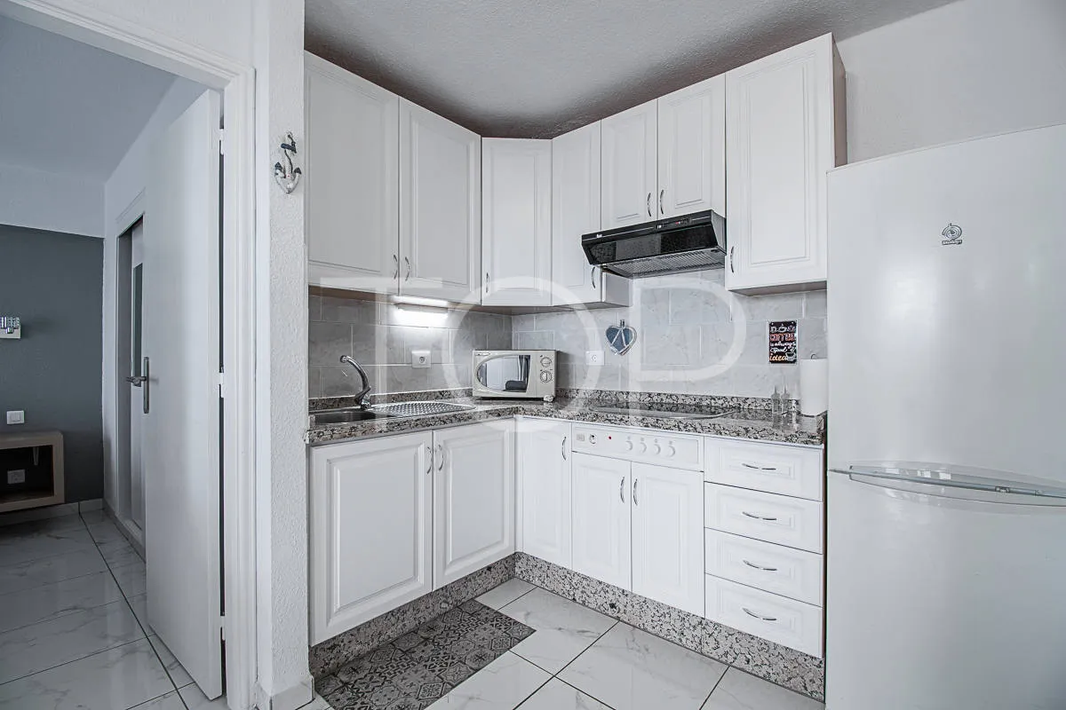 Bonito apartamento con amplia terraza y vista al mar en San Eugenio Bajo